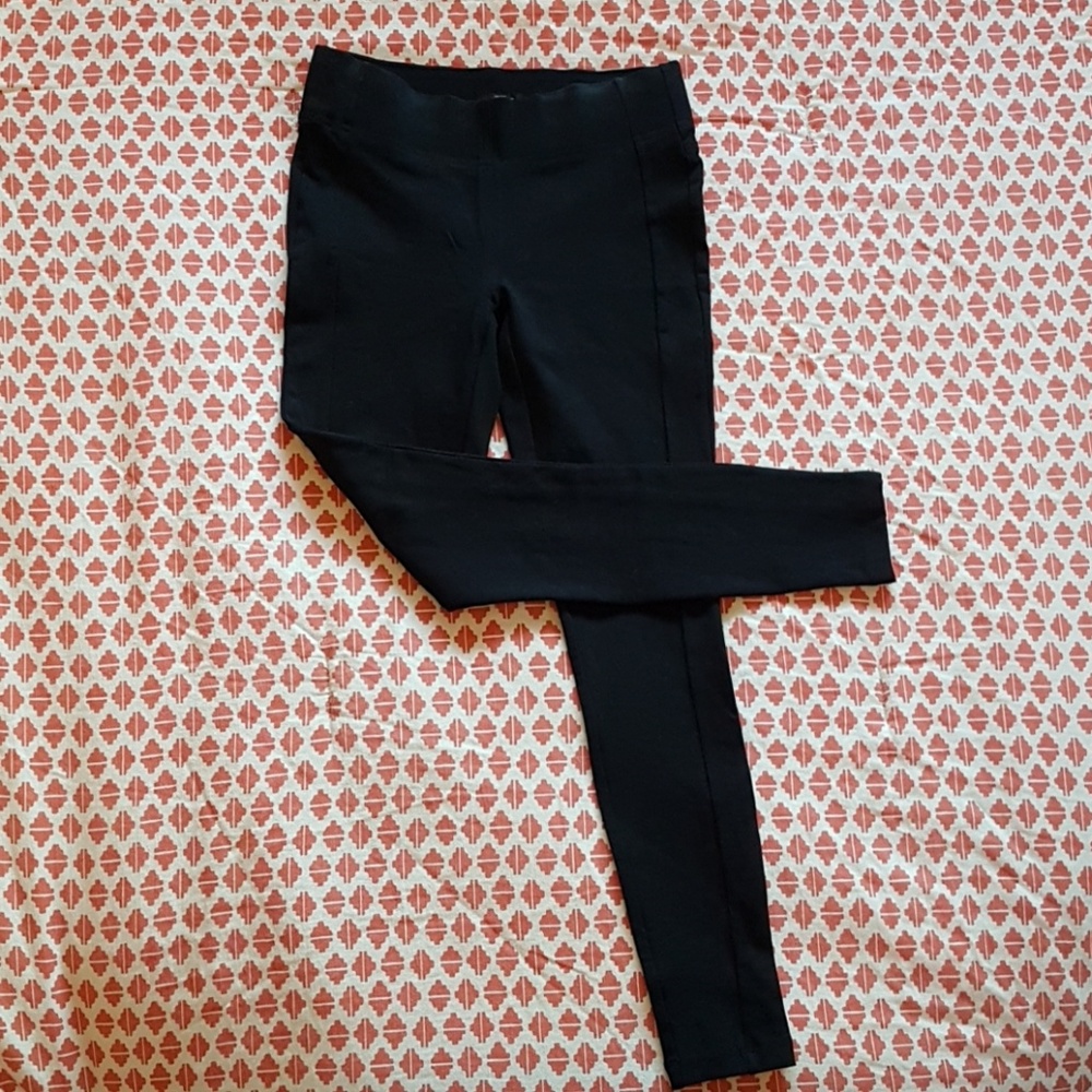NWOT Loft seamed ponte Leggings, size xs.